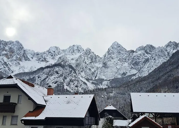 River2mountain Cozy Apartament Gozd Martuljek